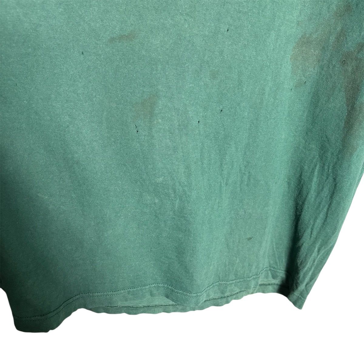 Vintage Vintage 90s Surf The 7 Seas Distressed T-Shirt Size US XL / EU 56 / 4 - 8 Thumbnail