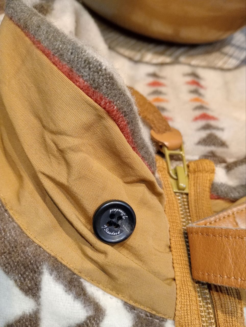 Journal Standard JOURNAL STANDARD JAPAN NAVAJO FLEECE JACKET - SIZE L Size US L / EU 52-54 / 3 - 7 Thumbnail