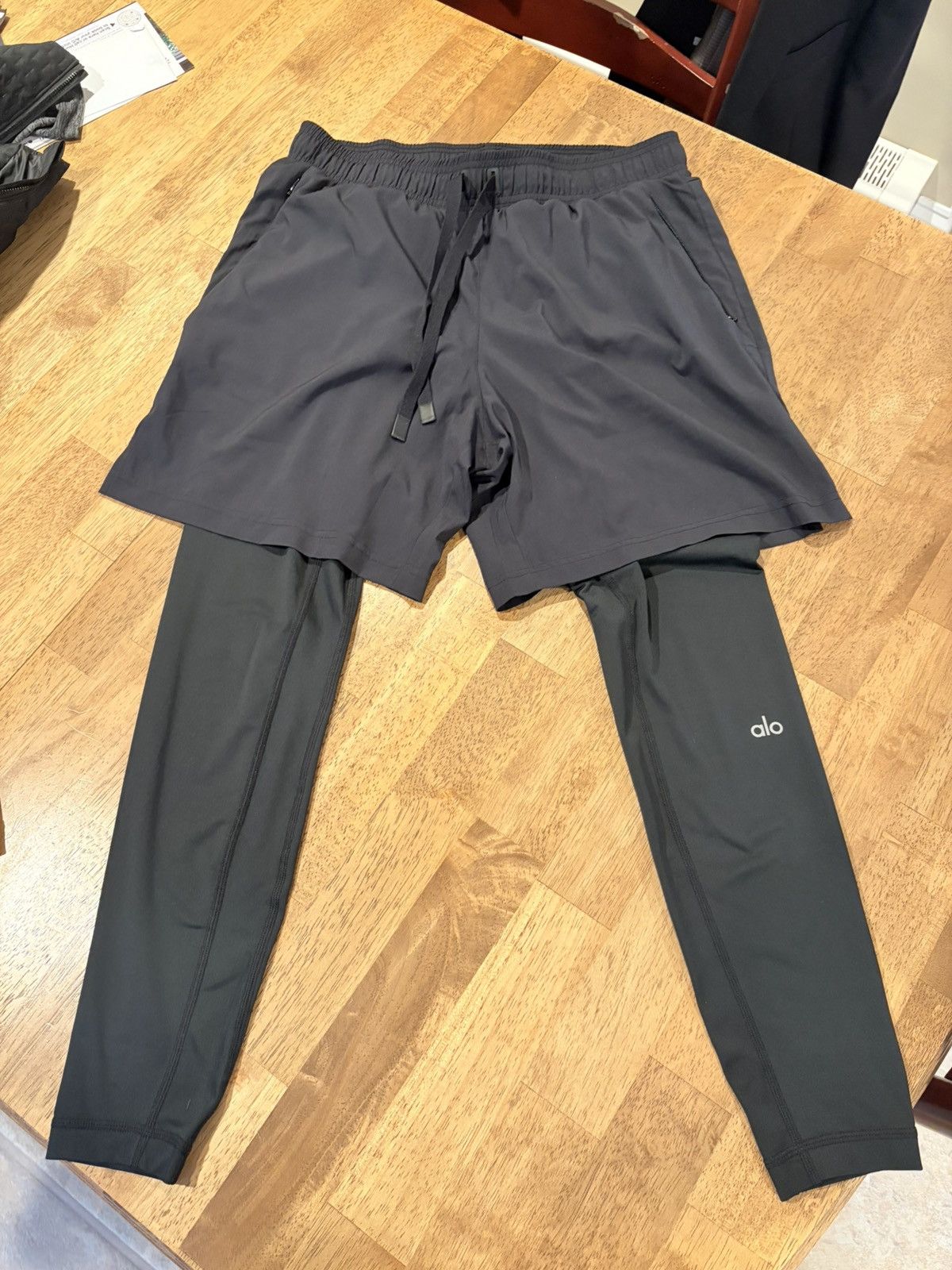 Alo Alo Stability 2-in-1 Tights Shorts Size M Size US 32 / EU 48 - 1 Thumbnail