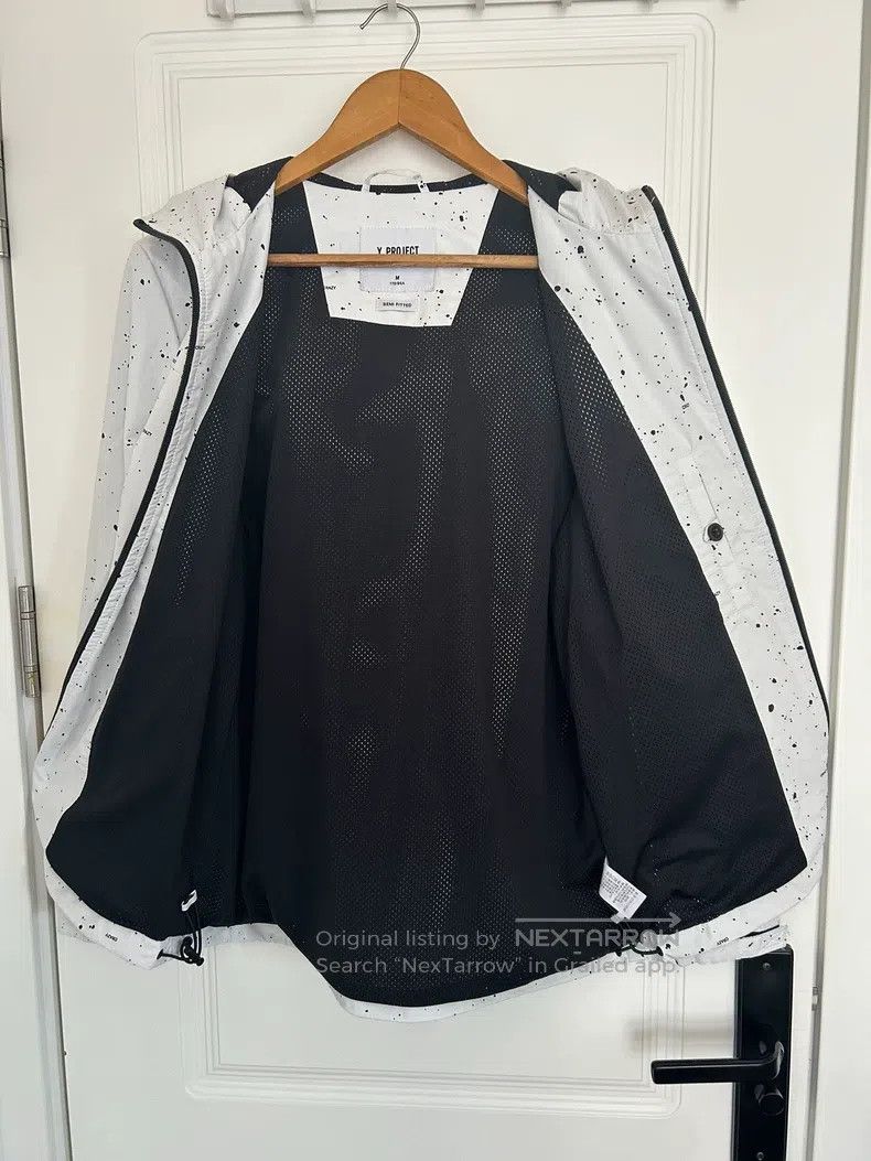 Y/Project Y/Project Size M White polka-dot windproof and waterproof c Size US M / EU 48-50 / 2 - 3 Thumbnail