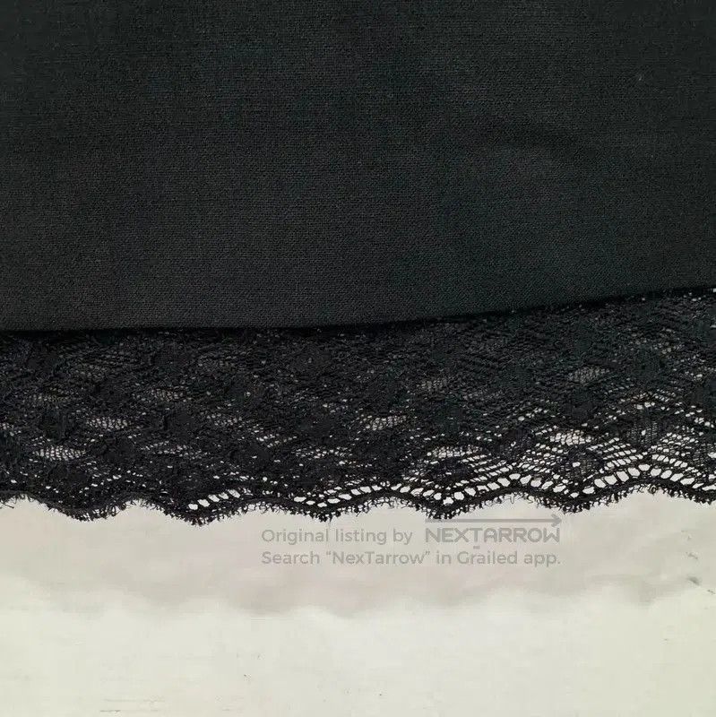 Chanel Chanel Black Wool Skirt with Lace Hem . Size 23" - 3 Thumbnail