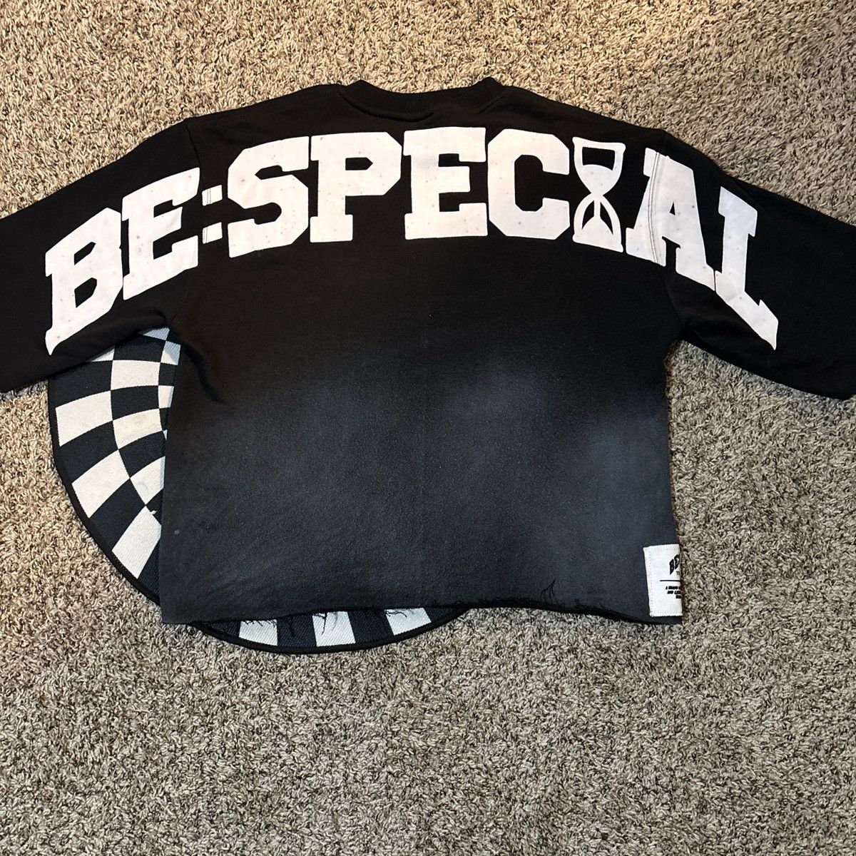Other be special cropped tee Size US S / EU 44-46 / 1 - 2 Thumbnail