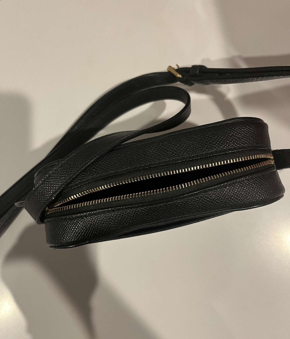 Balenciaga Balenciaga Villa XS Camera Bag Size ONE SIZE - 3 Thumbnail