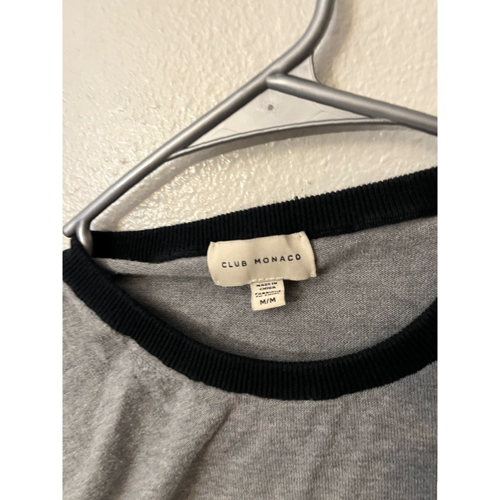 Club Monaco CLUB MONACO Knit Crew Neck LS Sweater Gray Size Medium Mens Pullover Knit Lightweight Classic Wool Crew Neck Casual Business Size US M / EU 48-50 / 2 - 3 Thumbnail