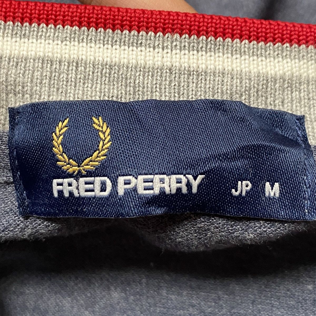 Fred Perry Vintage Brand Fred Perry Cardigan 2000s Size US M / EU 48-50 / 2 - 9 Thumbnail