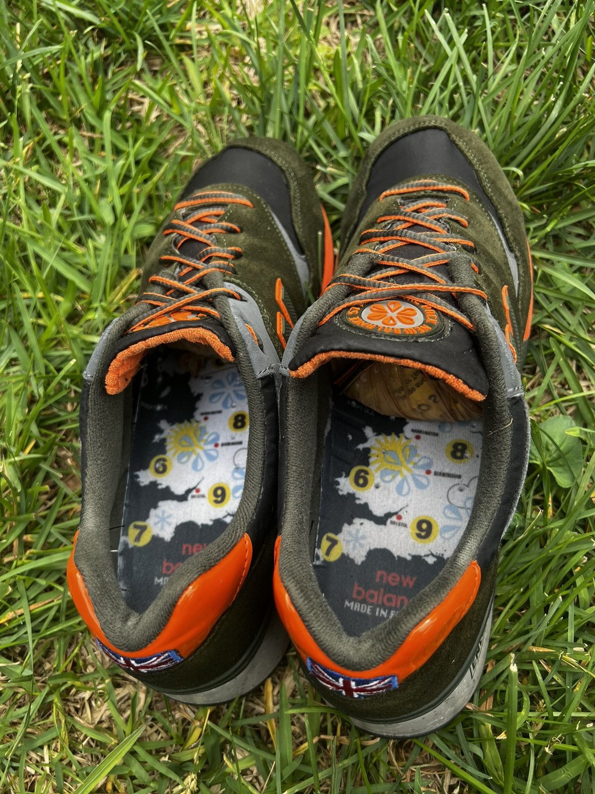 New Balance CLEAN New Balance 577 size 11.5 Made in England “Rain Pack” Size US 11.5 / EU 44-45 - 6 Thumbnail