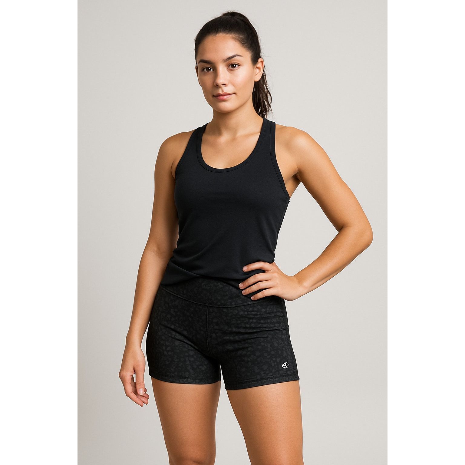 Champion Athleisure Black Animal Print DuoDry Performance Shorts S Size 26" / US 2 / IT 38 - 1 Thumbnail