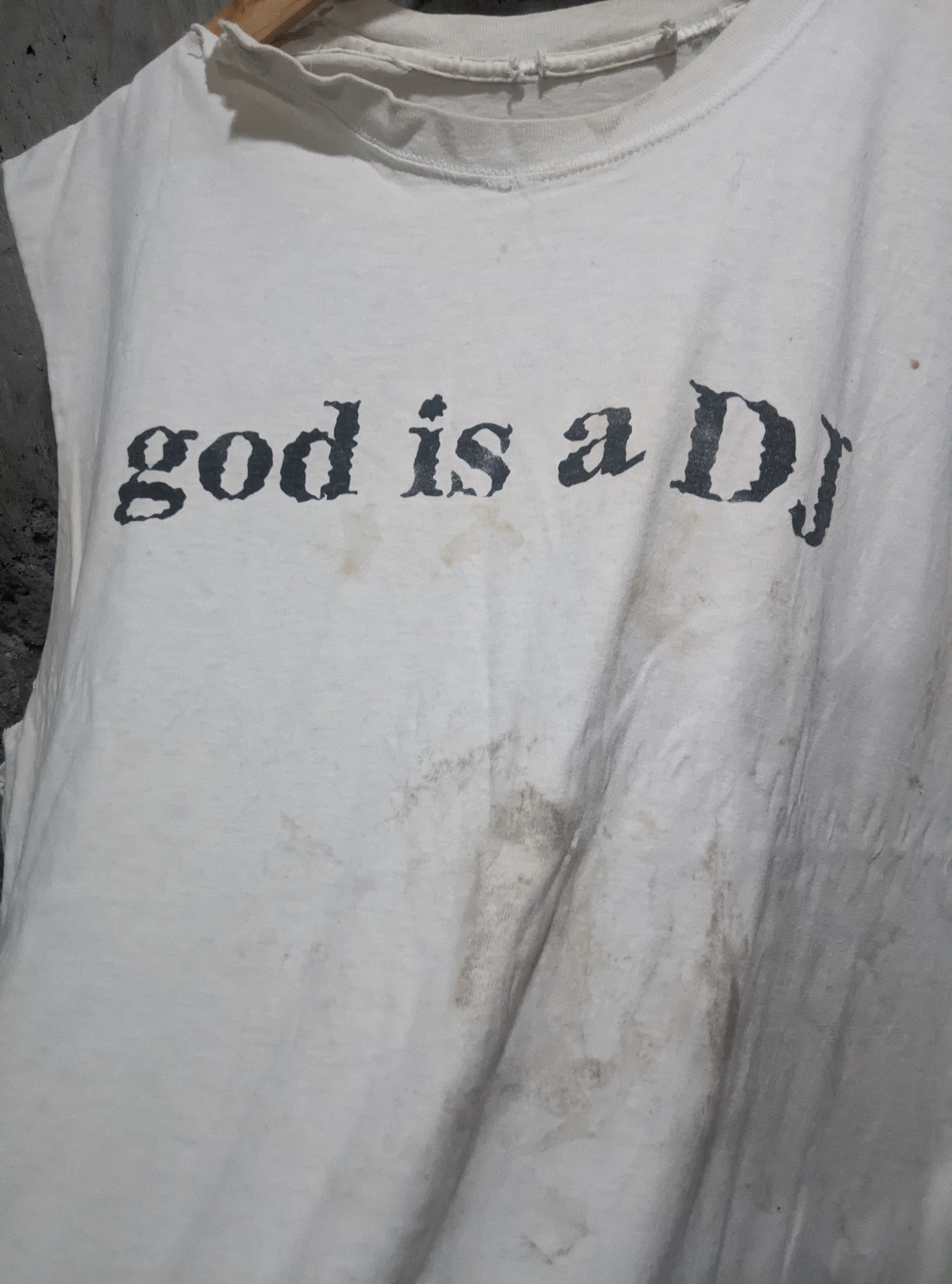 Band Tees Vintage 1998 thrashed faithless god is a dj Trance t shirt Size US XL / EU 56 / 4 - 8 Thumbnail