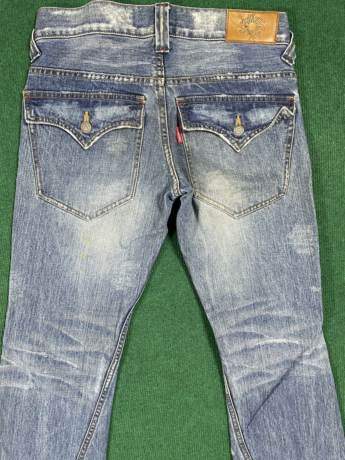 Japanese Brand Distressed Tornado Mart Flairs Cut Jeans Size US 32 / EU 48 - 9 Thumbnail