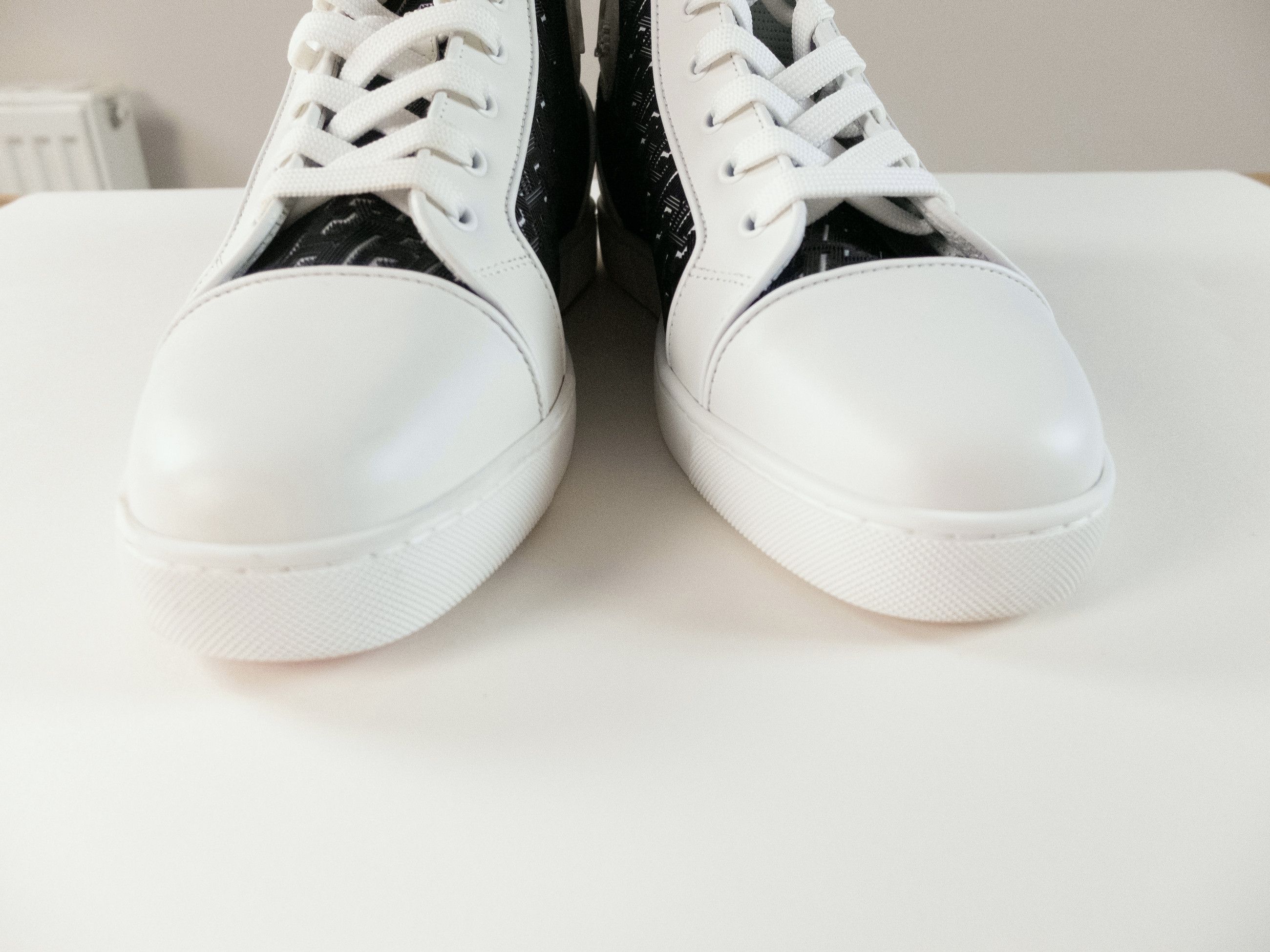Christian Louboutin CHRISTIAN LOUBOUTIN Louis Orlato white leather sneakers 10 Size US 10 / EU 43 - 5 Thumbnail