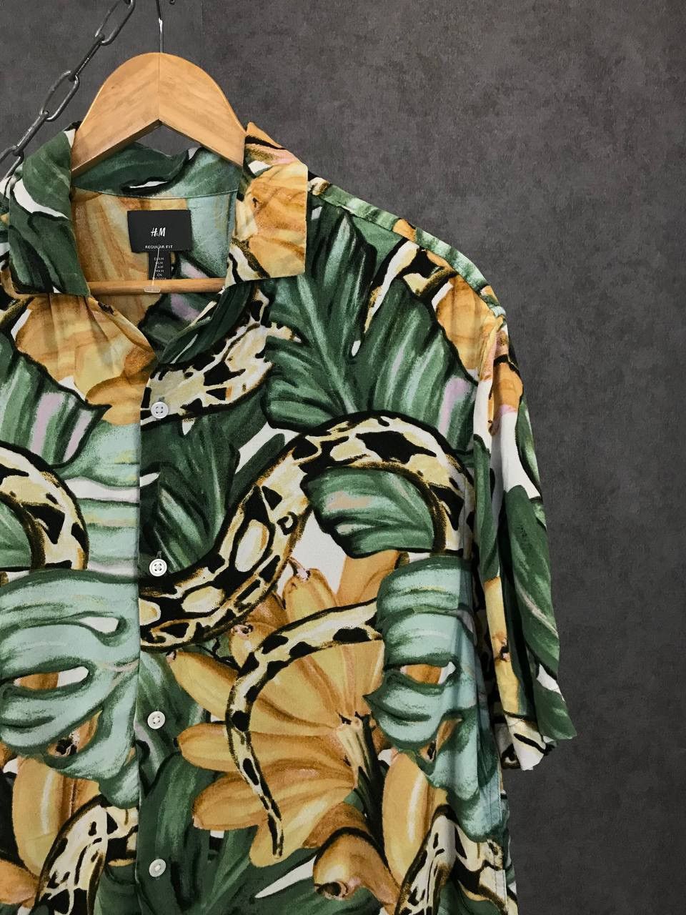 Other H&M art crazy Hawaiian shirt Size US M / EU 48-50 / 2 - 2 Thumbnail
