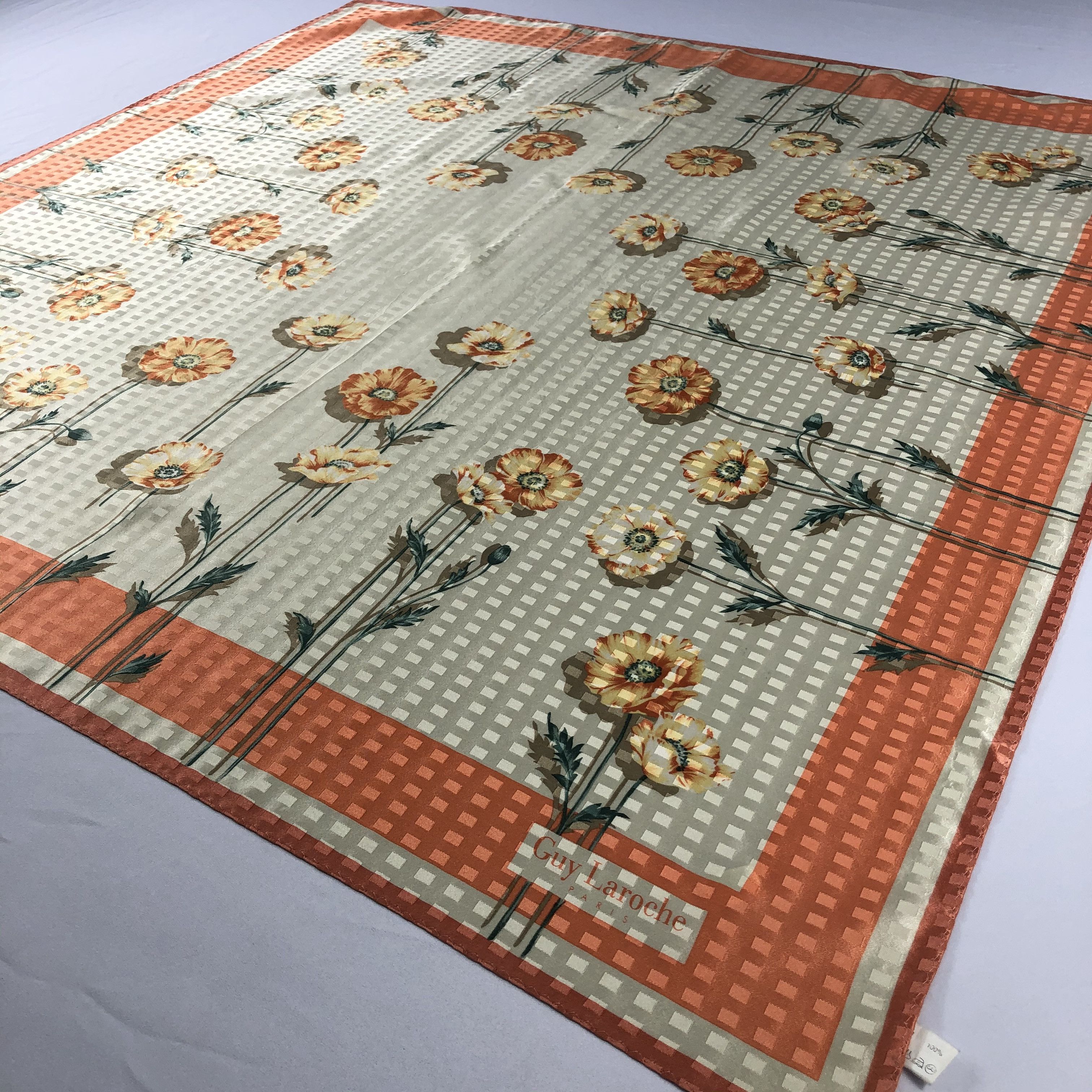 Guy Laroche Vintage Guy Laroche Silk Scarf Size ONE SIZE - 2 Thumbnail