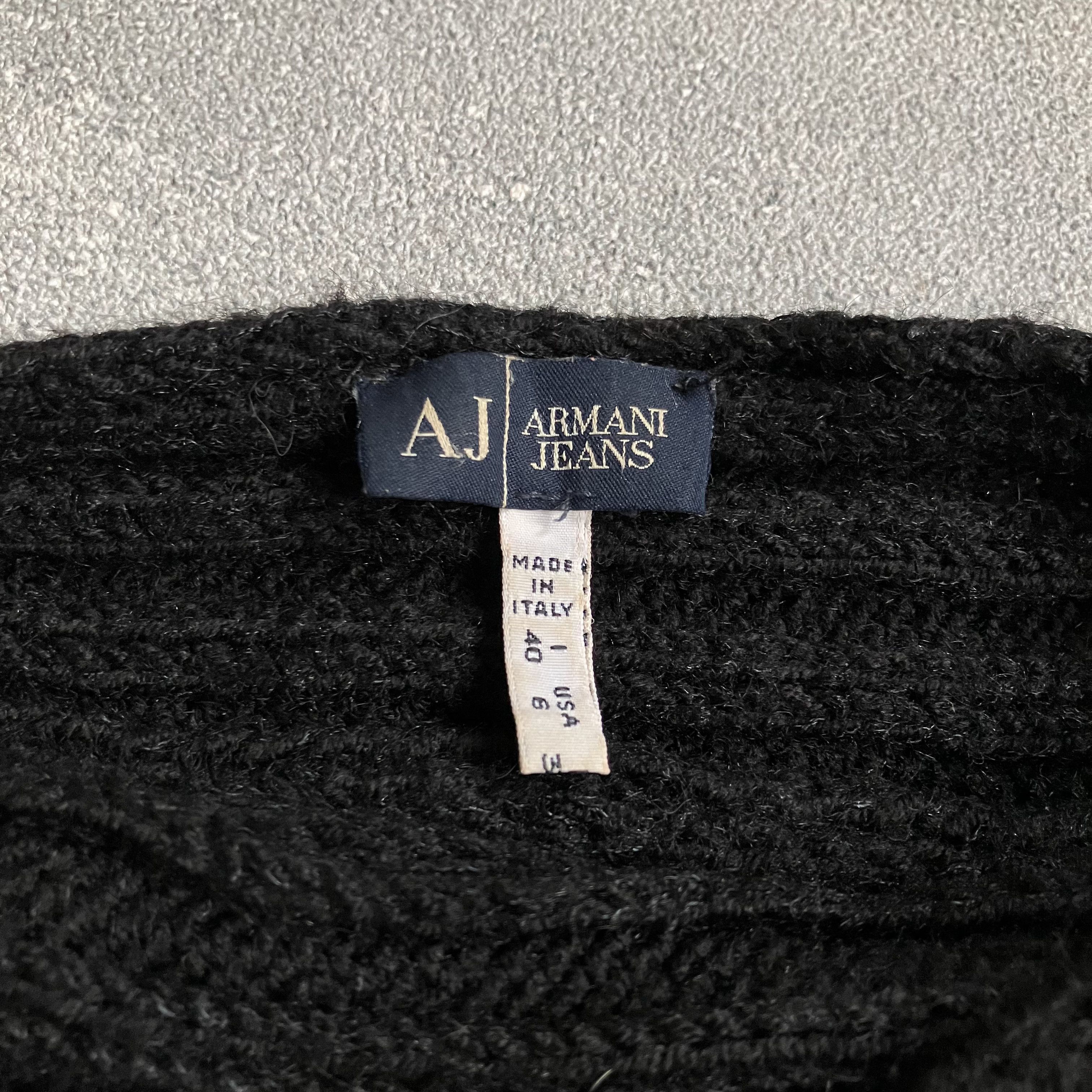 Emporio Armani Armani Jeans vintage cropped seamless knitted sweaters Size US M / EU 48-50 / 2 - 5 Thumbnail
