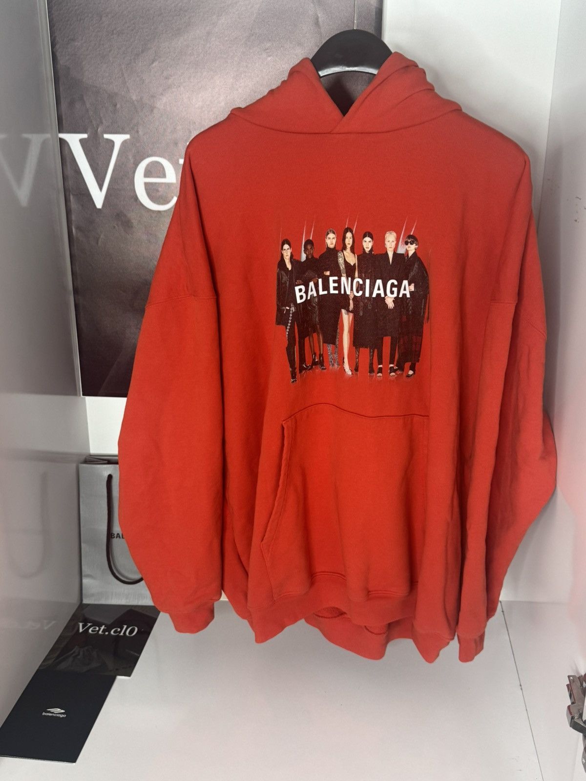 ✅Balenciaga Real Models Logo Red Hoodie Oversize S