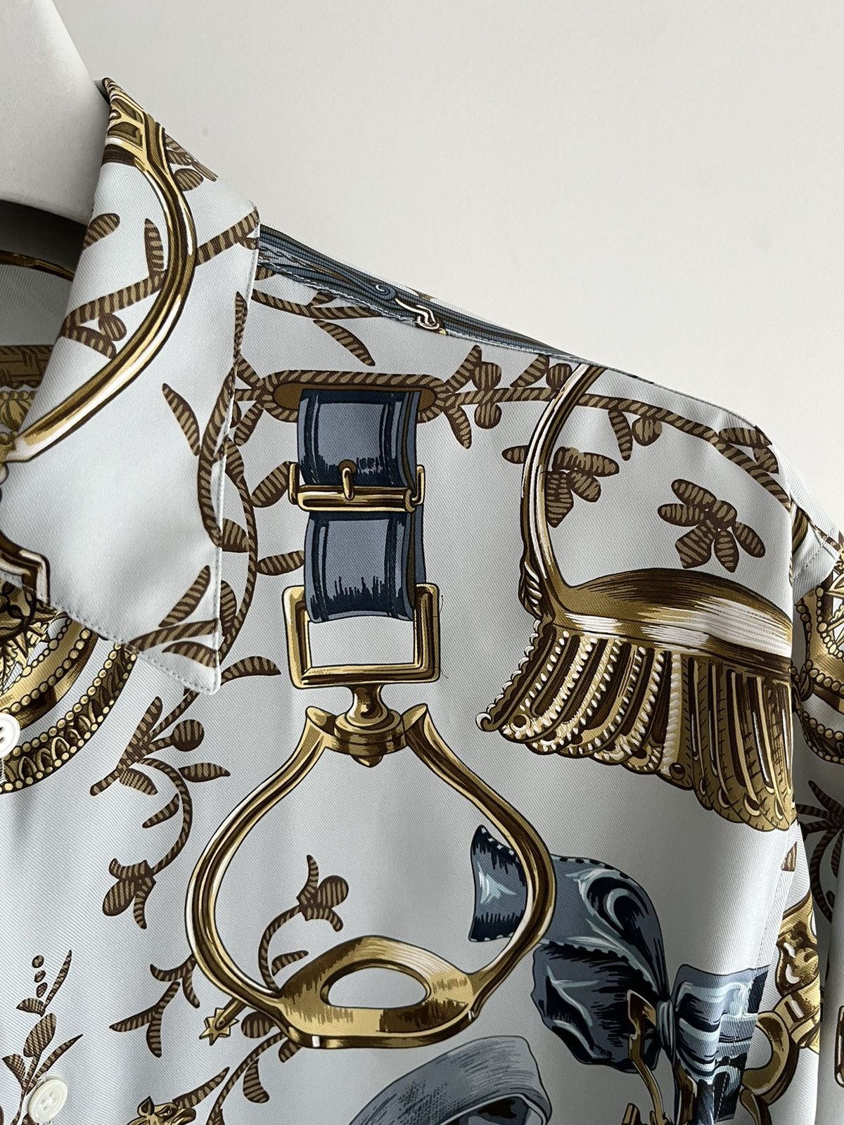 Hermes Hermes 24 SS Super Runway Premium Silk Shirt Size US XL / EU 56 / 4 - 15 Thumbnail