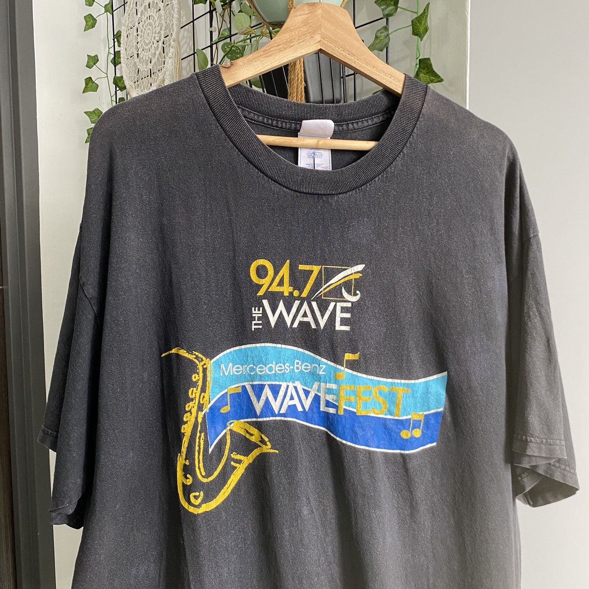 Band Tees Thrashed Faded Vintage Y2K The Wavefest ERD GRUNGE TEE Size US XXL / EU 58 / 5 - 5 Thumbnail