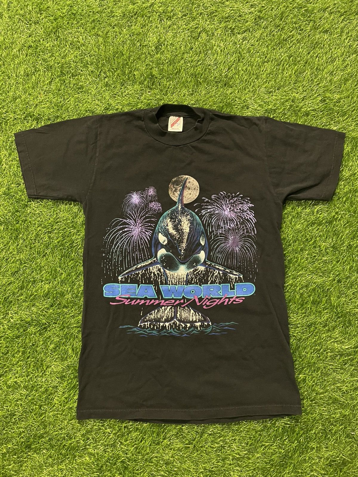 Vintage Vintage Sea World Summer Nights Tee Shirt Size Small Size US S / EU 44-46 / 1 - 1 Thumbnail