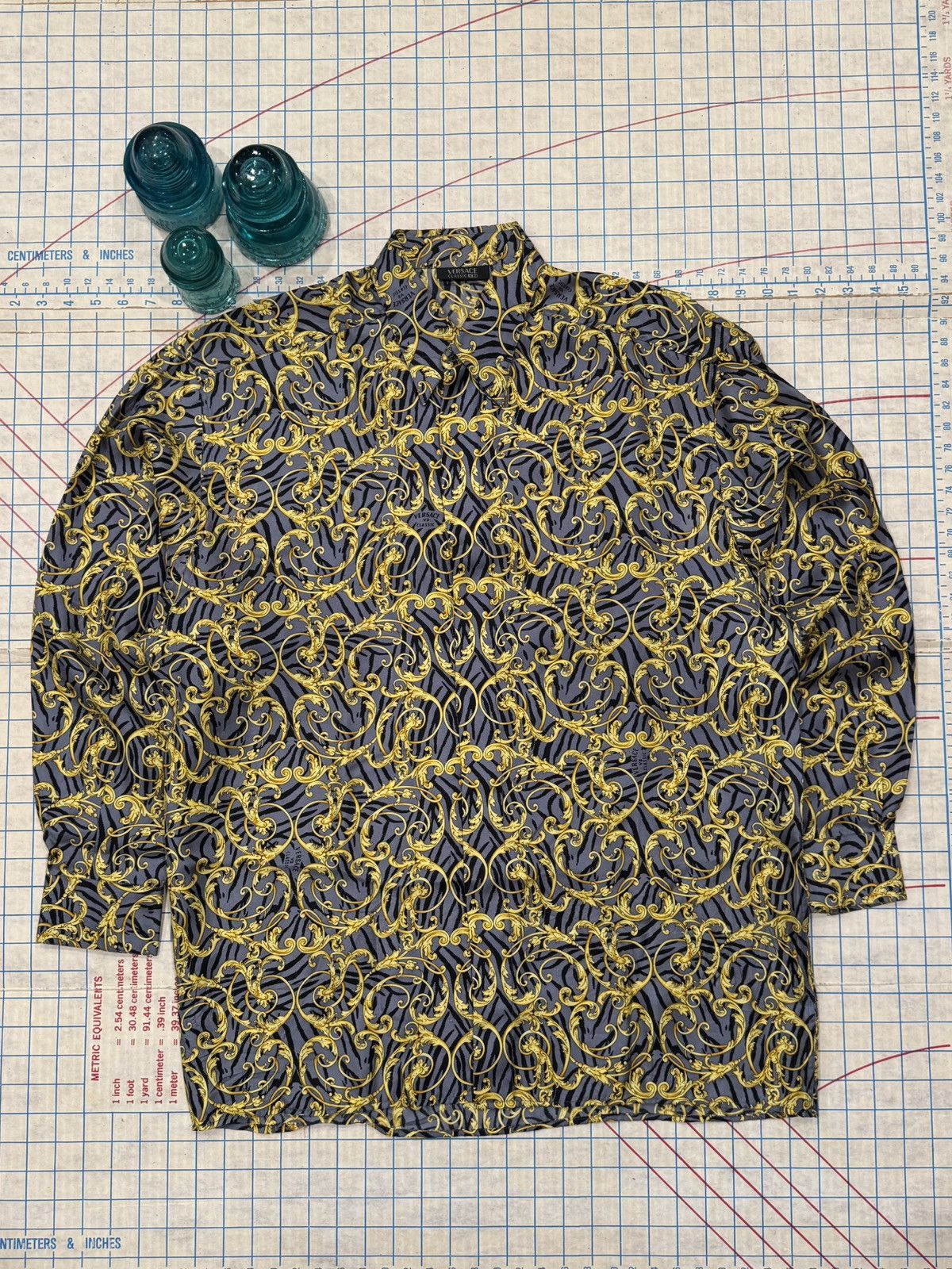 Versace Versace Classic V2 Baroque Silk Print Button Up Mens Medium Size US M / EU 48-50 / 2 - 1 Thumbnail