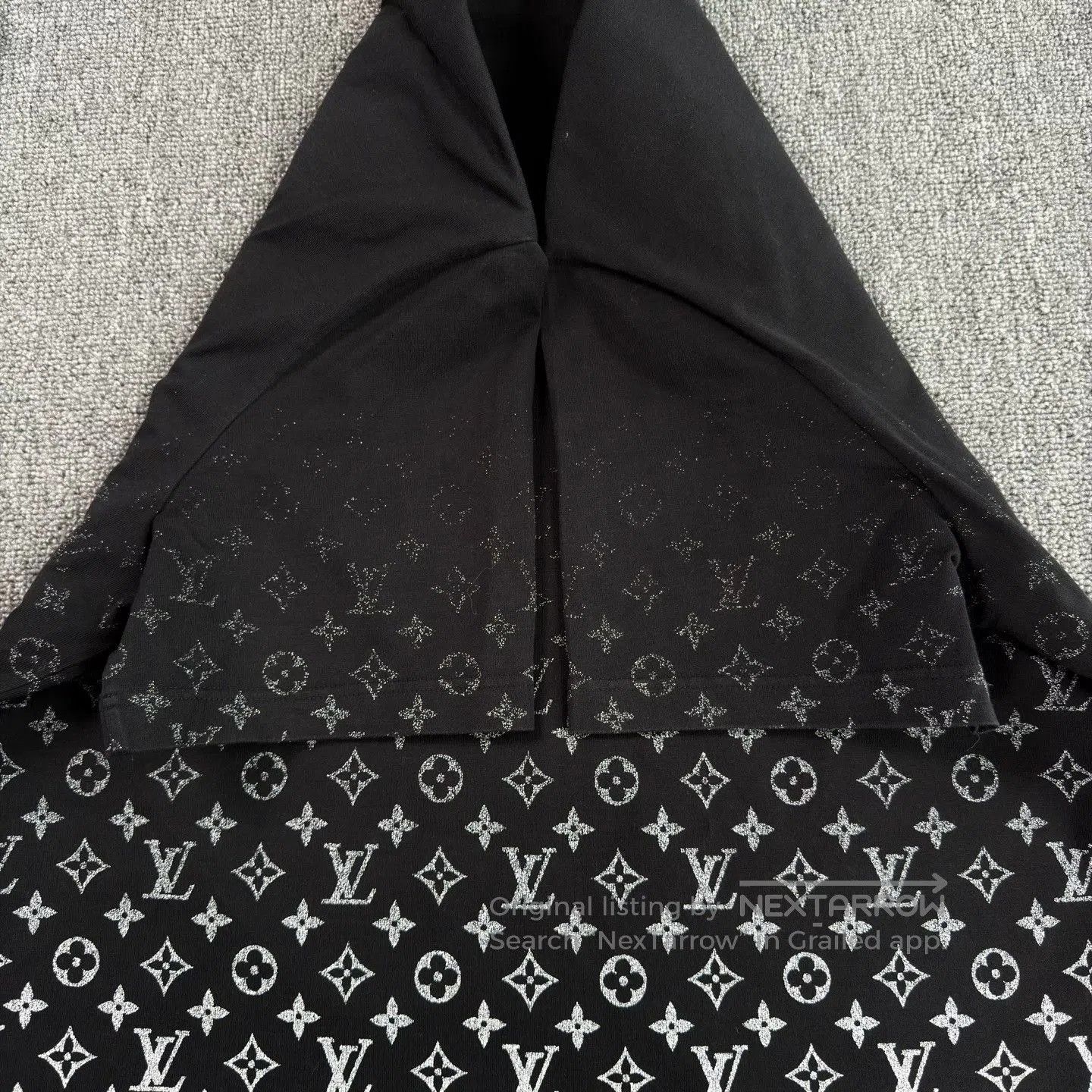 Louis Vuitton LV Gradient Black All-Over Print Tee. Size US XL / EU 56 / 4 - 7 Thumbnail