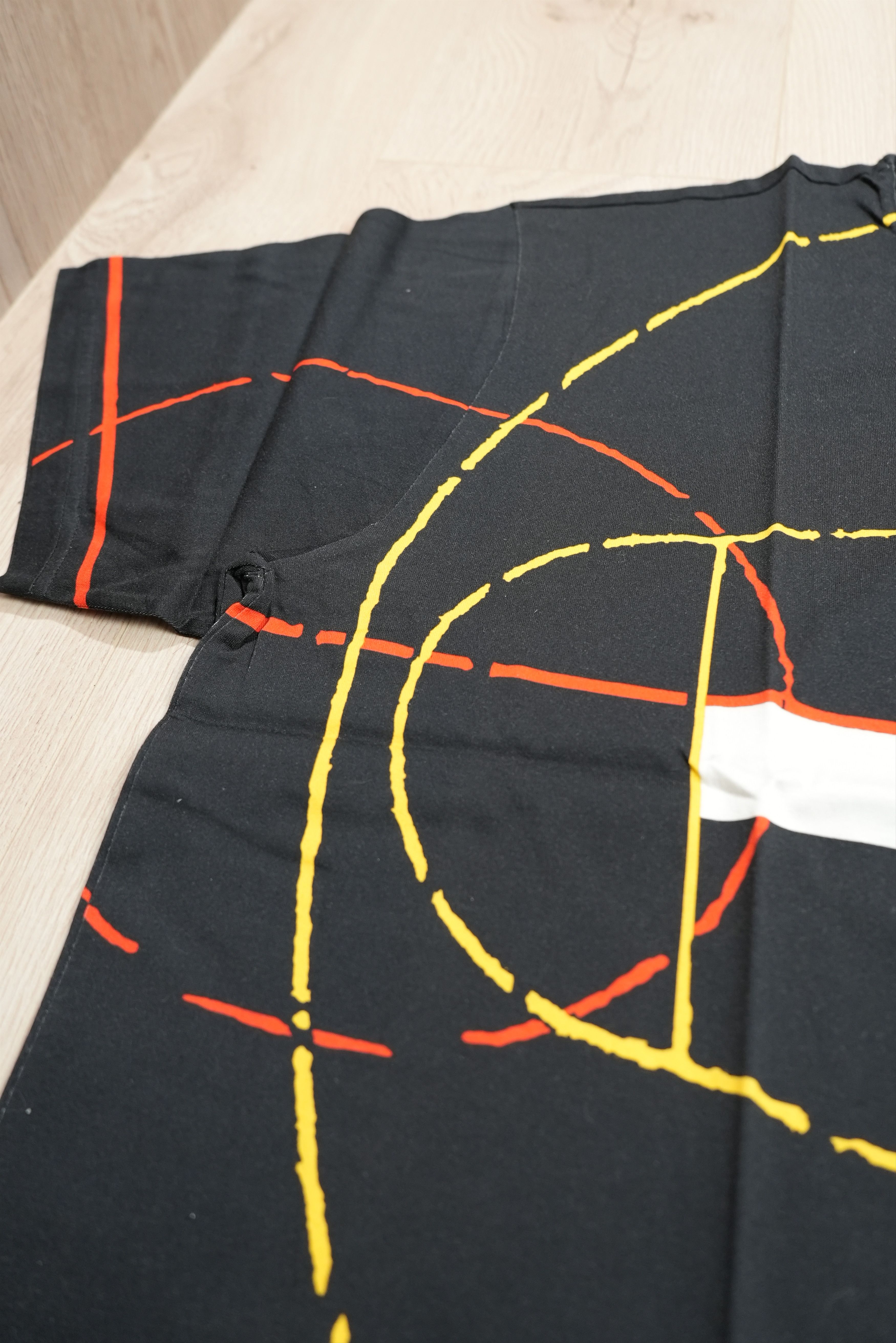 Givenchy Givenchy Basketball court Tisci Era archive tee abstract Size US XL / EU 56 / 4 - 20 Thumbnail