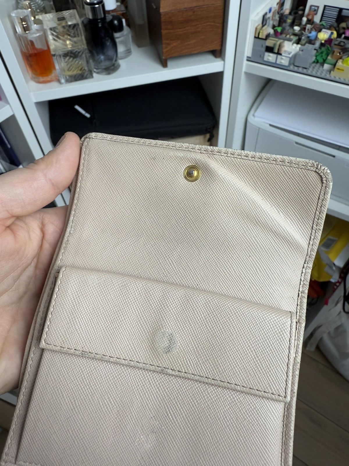 Designer × Prada Vintage Prada leather logo wallet designer luxury y2k classy Size ONE SIZE - 5 Thumbnail