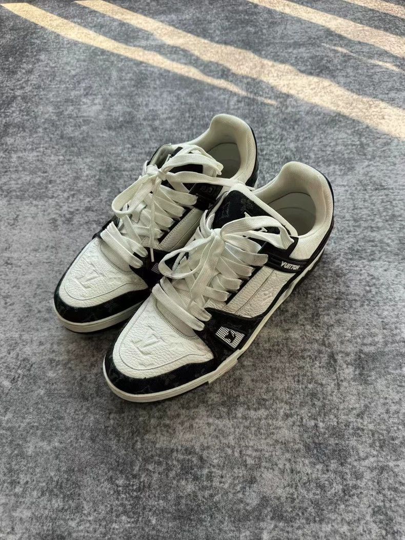 Louis Vuitton Louis Vuitton LV Trainer Sneakers-yf Size US 10 / EU 43 - 1 Thumbnail