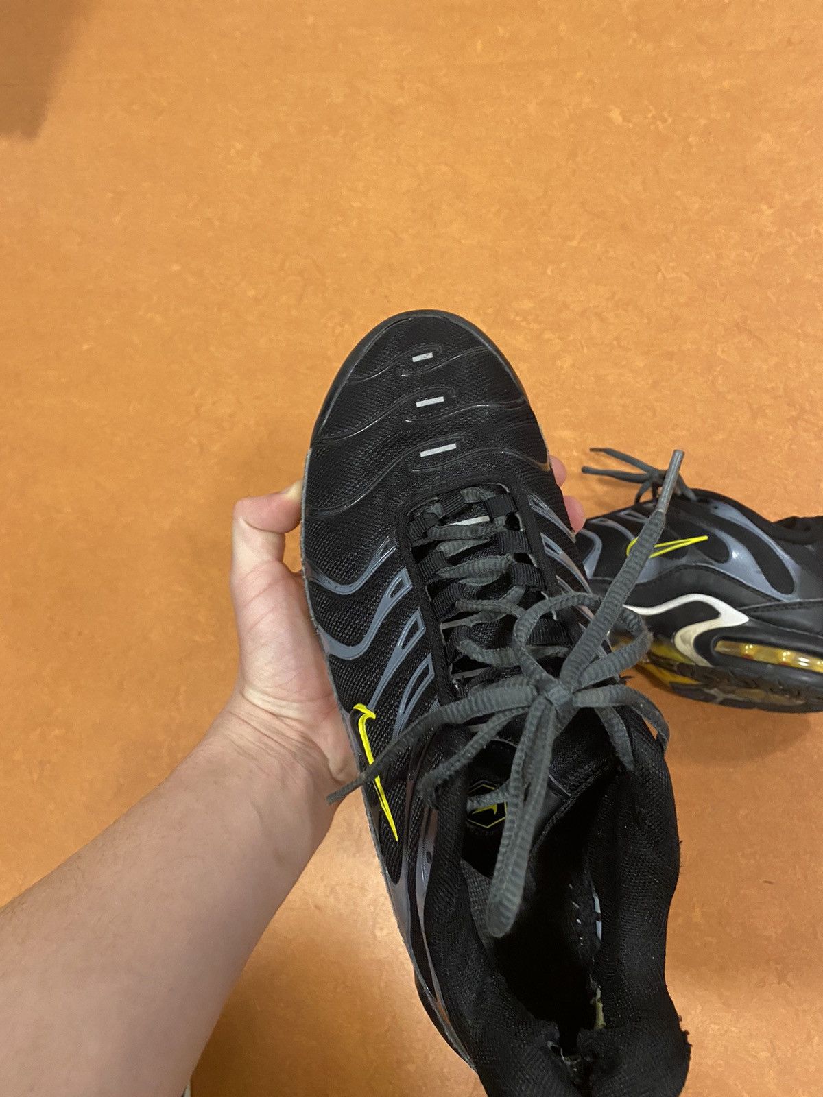 Nike × Vintage Vintage Nike Tn Air Max Plus Black Active Size US 10 / EU 43 - 2 Thumbnail