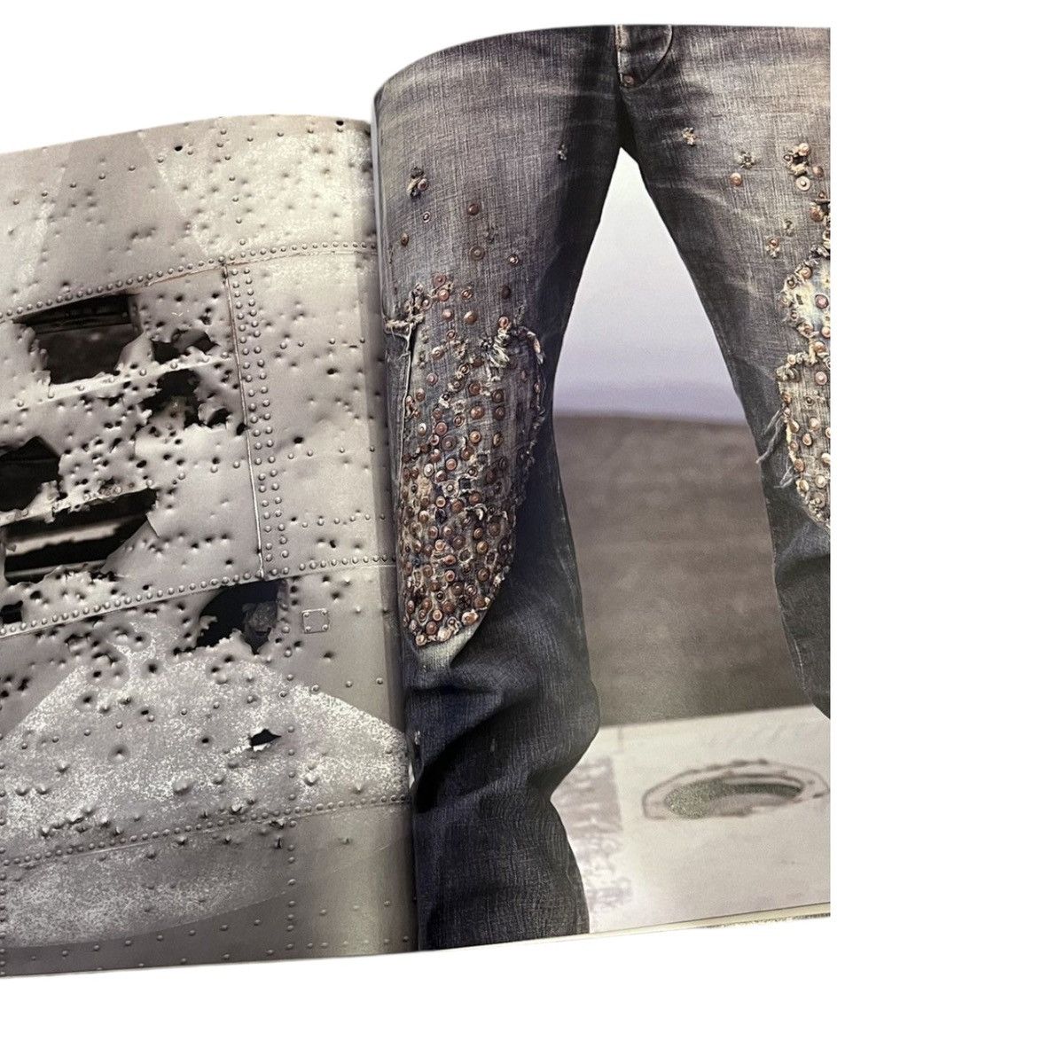 Kapital 2009 Fall Winter Kapital “Innocent World” Lookbook/Catalogue Size ONE SIZE - 3 Thumbnail