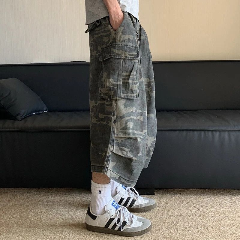 Japanese Brand × Vintage Y2K Style Camo Light Cargo Shorts Size US 31 - 2 Thumbnail