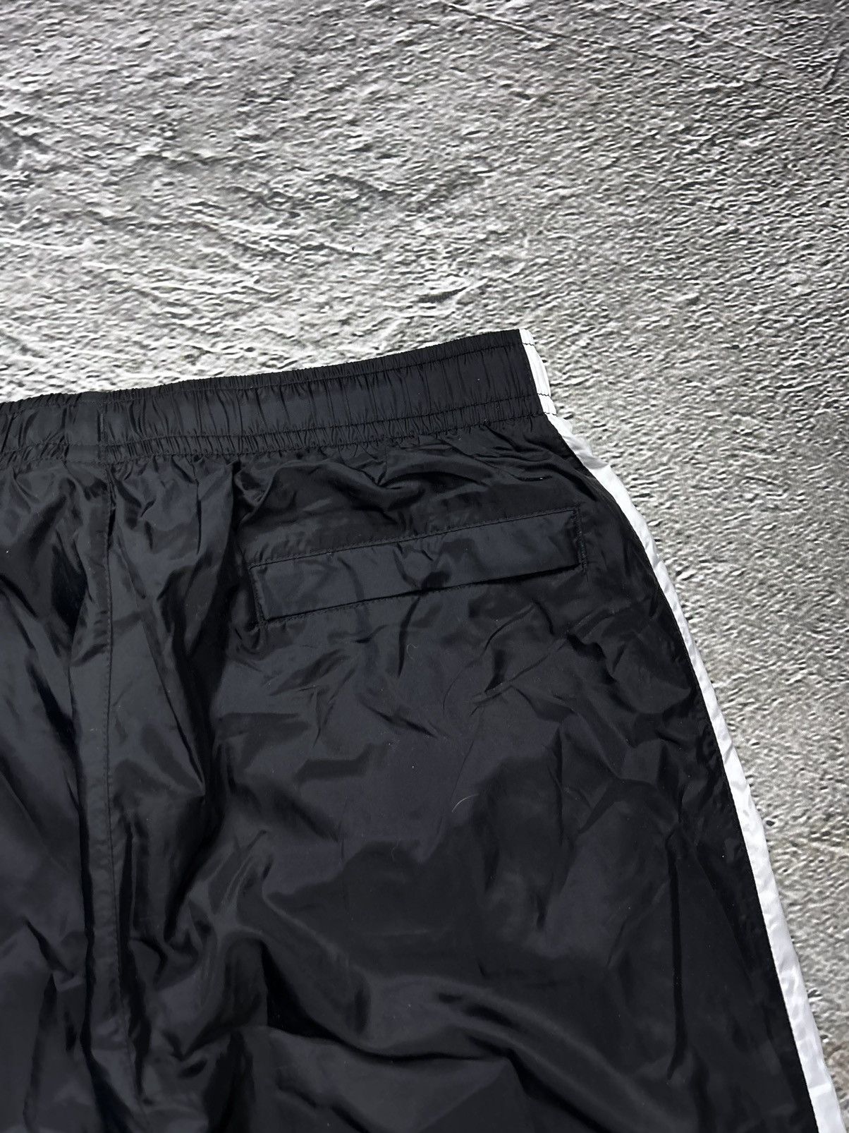 Nike × Vintage Nike vintage black track suit nylon pants jacket Y2K Size US L / EU 52-54 / 3 - 12 Thumbnail