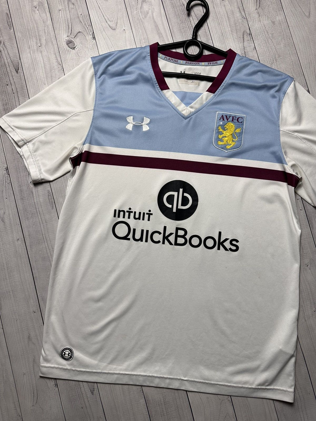 Under Armour × Vintage Vintage Aston villa under armour soccer jersey size L Size US L / EU 52-54 / 3 - 2 Thumbnail