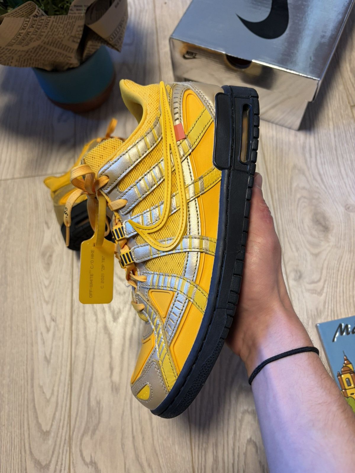 Nike × Off-White Nike Air Rubber Dunk x Off White - unc gold 10.5 / 44.5 Size US 10.5 / EU 43-44 - 3 Thumbnail