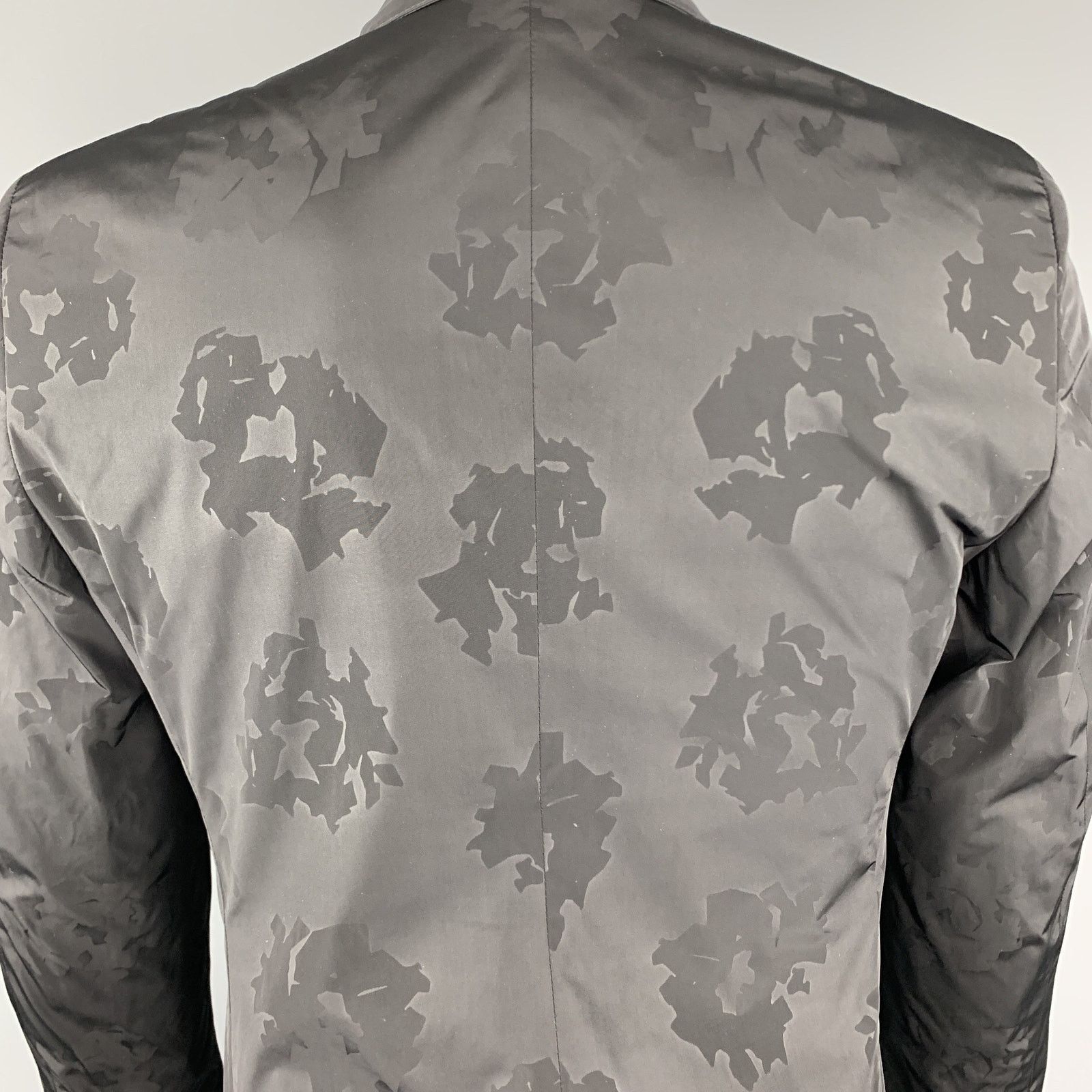 Calvin Klein Size 36 Black on Black Floral Notch Lapel Sport Coat Size 36R - 6 Thumbnail