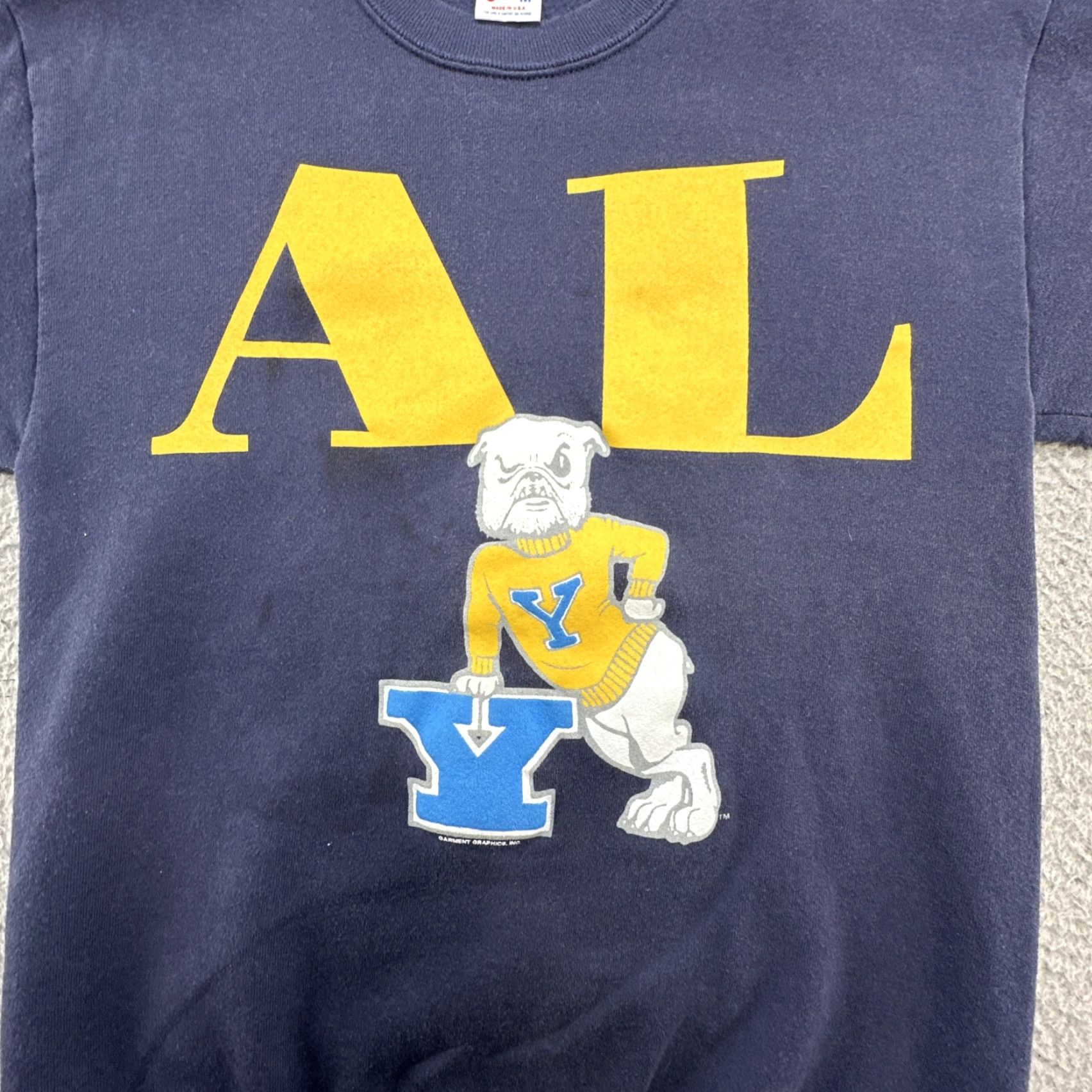 Fruit Of The Loom VINTAGE Yale Bulldogs Crewneck Sweatshirt Sz Medium Navy Blue Made In USA Size US XL / EU 56 / 4 - 2 Thumbnail