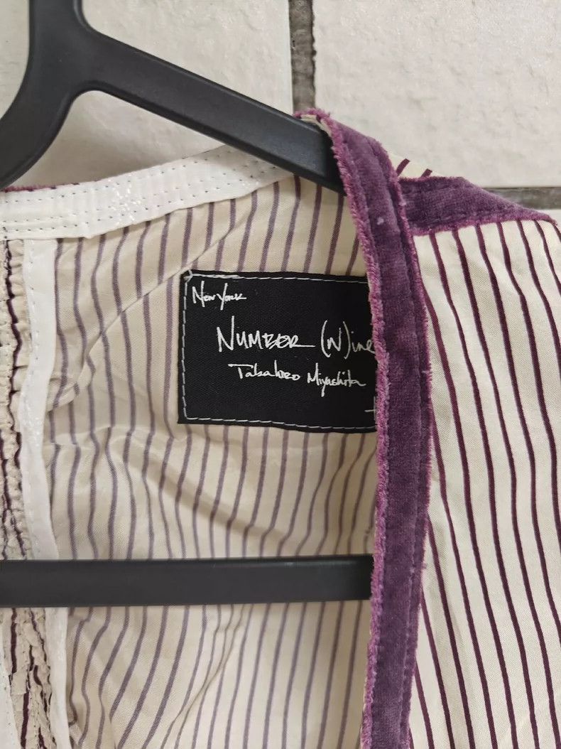Number (N)ine Number (N)ine09aw silk court vest 2503-Nextarrow Size US L / EU 52-54 / 3 - 5 Thumbnail