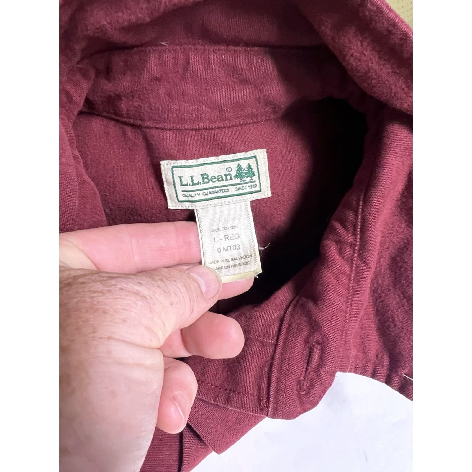 Vintage L.L. Bean Shirt Button-Up Long Sleeve Mens Red Cotton Workwear Casual Brick Sportsman 0 MT03 Regular Size L Size US L / EU 52-54 / 3 - 4 Thumbnail