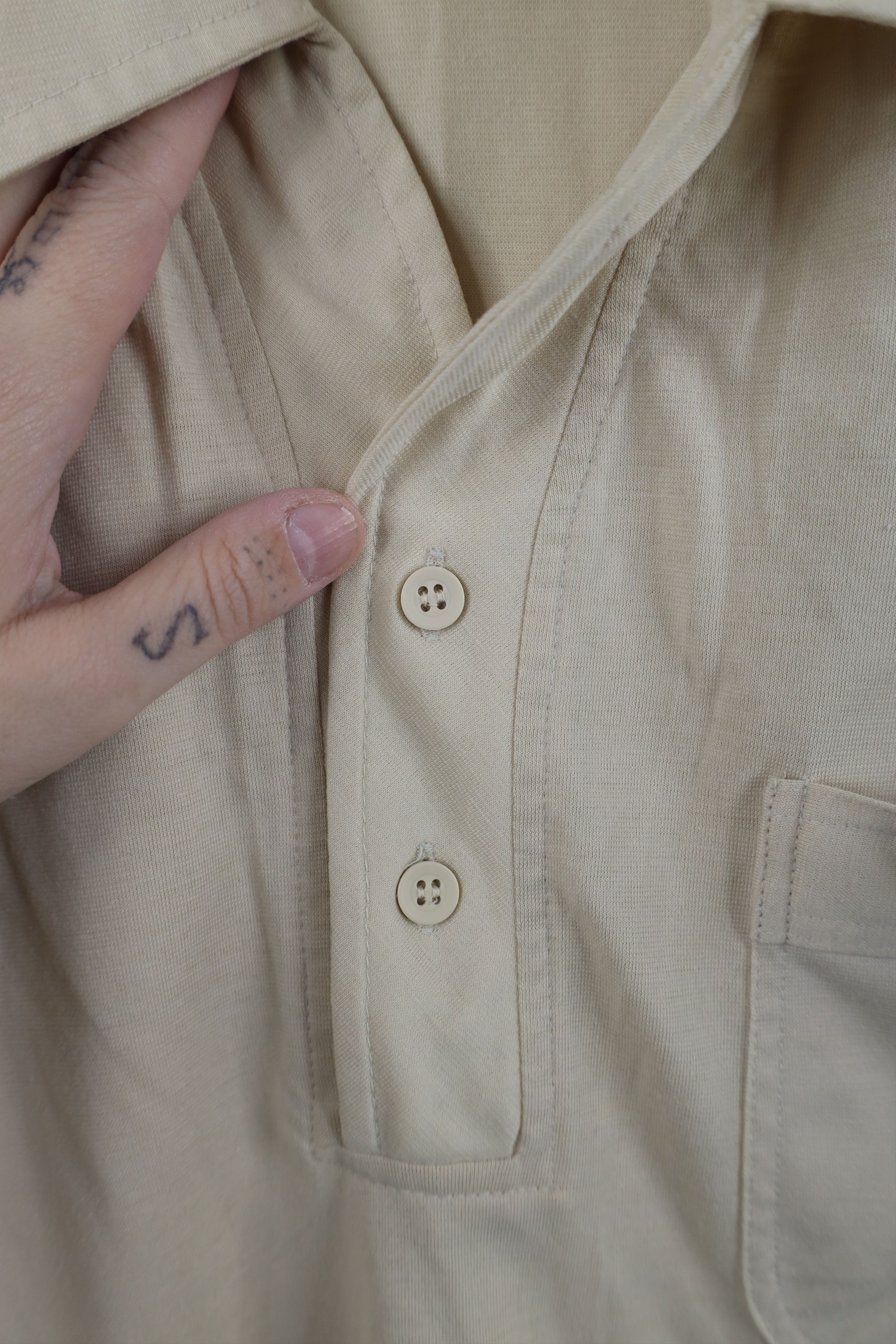 Vintage Vintage 70s Streetwear Knit Collared Golf Polo Shirt Beige Size US L / EU 52-54 / 3 - 7 Thumbnail