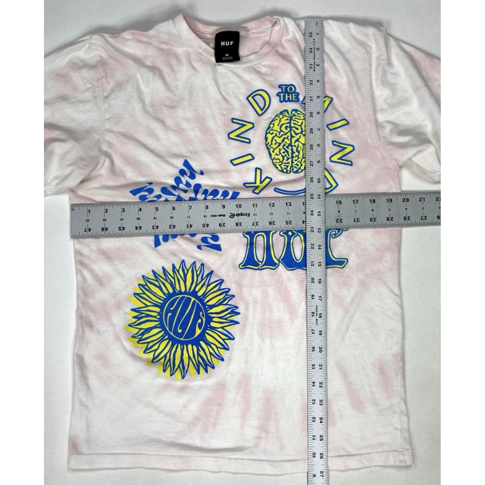Huf VINTAGE? No can't assume vintage. HUF Shirt Men Medium Pink Tie Dye Graphic Short Sleeve Crew Neck All Seasons Art Logo 2010-2019 T-Shirt Size US M / EU 48-50 / 2 - 5 Thumbnail