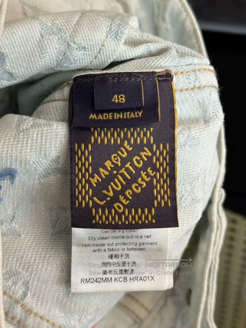 Louis Vuitton Louis Vuitton Presbyopic full logo denim jacket Size US M / EU 48-50 / 2 - 4 Thumbnail