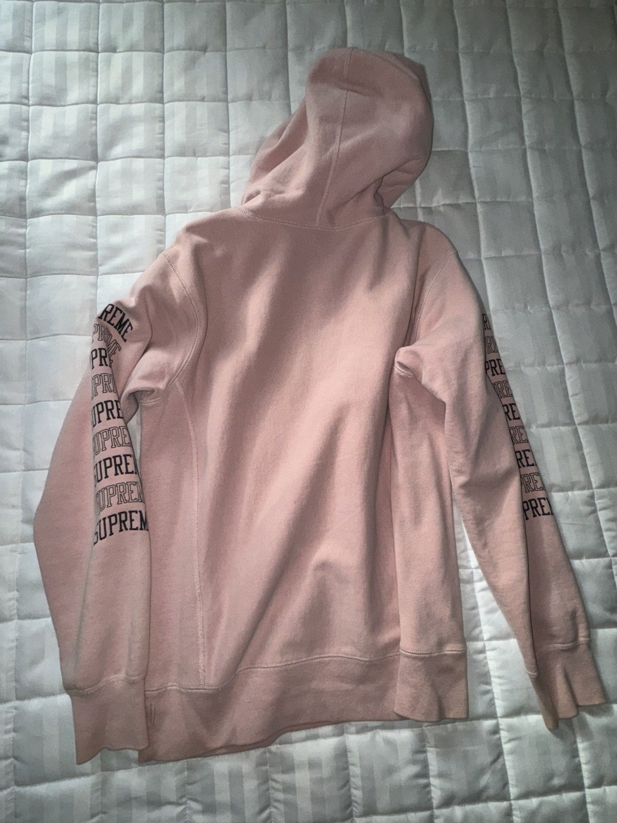 Supreme Supreme Sleeve Arc Hood Size US M / EU 48-50 / 2 - 6 Thumbnail