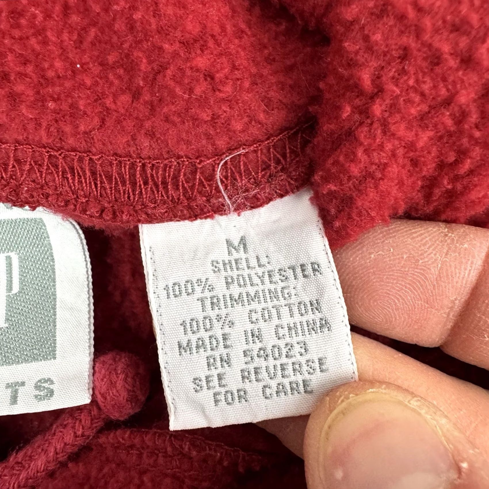Gap VINTAGE Gap Hoodie Adult M Red 90s Classic Pullover Fleece Polyester Mens Size US M / EU 48-50 / 2 - 6 Thumbnail