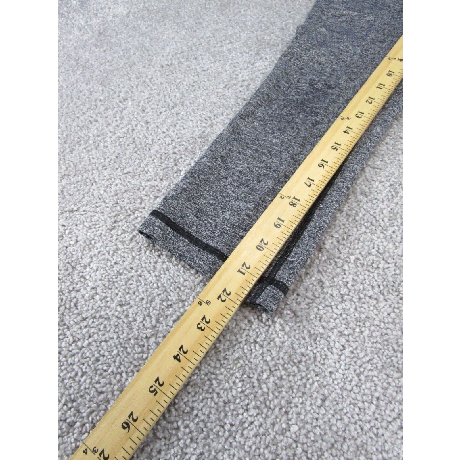 Lululemon Lululemon Wunder Under Gray Leggings Womens Size 6 Yoga Athleisure Size 28" / US 6 / IT 42 - 3 Thumbnail