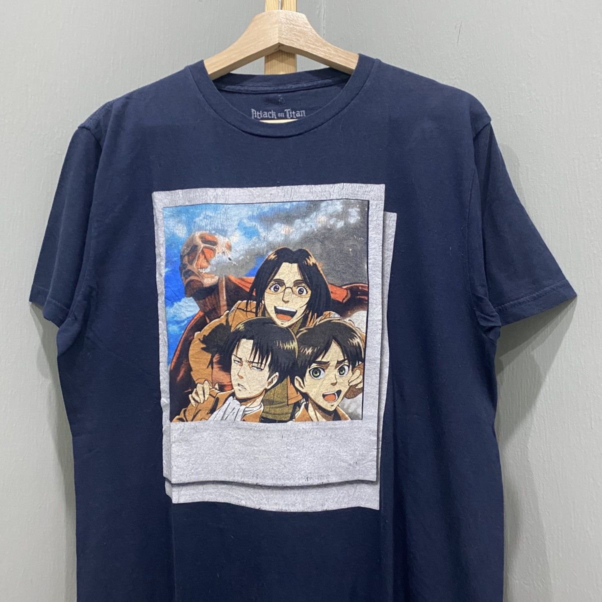Anime Official Attack on Titan Levi Hange Eren Instant Photo Tee Size US L / EU 52-54 / 3 - 3 Thumbnail