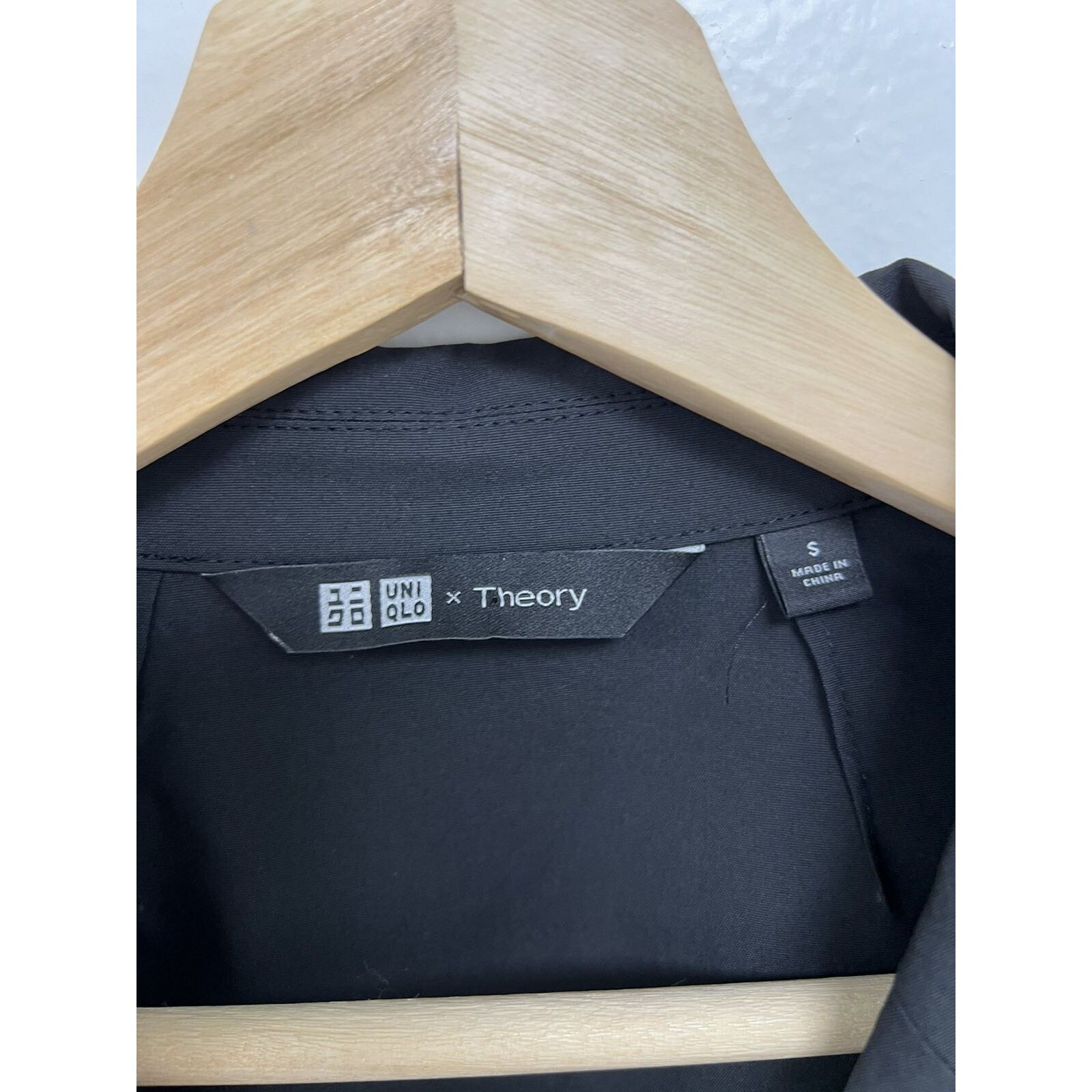 Theory Theory Woman Ultra Light Button Black Size Small A000640 Size S / US 4 / IT 40 - 3 Thumbnail
