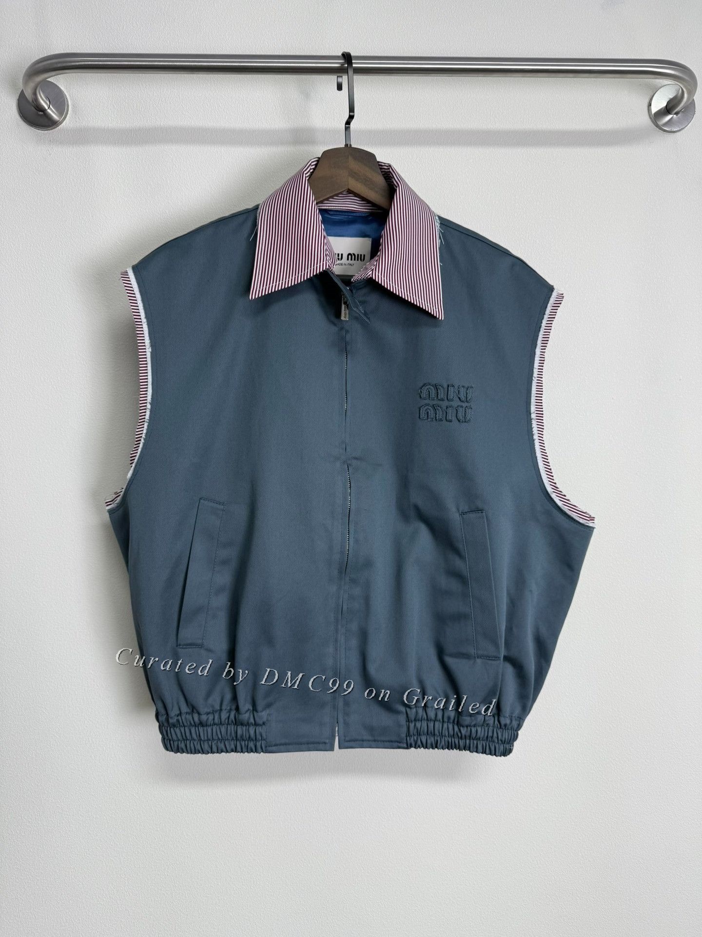 Miu Miu Miu Miu 2026 SS Gray Vest Red Collar Size XS / US 0-2 / IT 36-38 - 1 Thumbnail