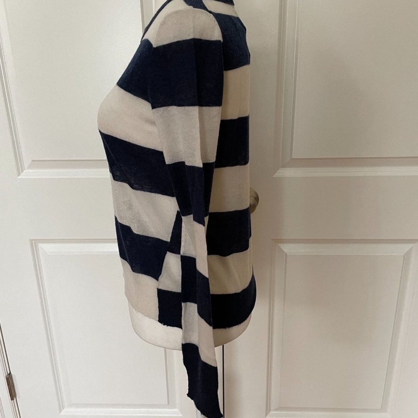Zadig & Voltaire Source Striped Cashmere Frayed Sweater from Zadig & Voltaire Size XS / US 0-2 / IT 36-38 - 3 Thumbnail