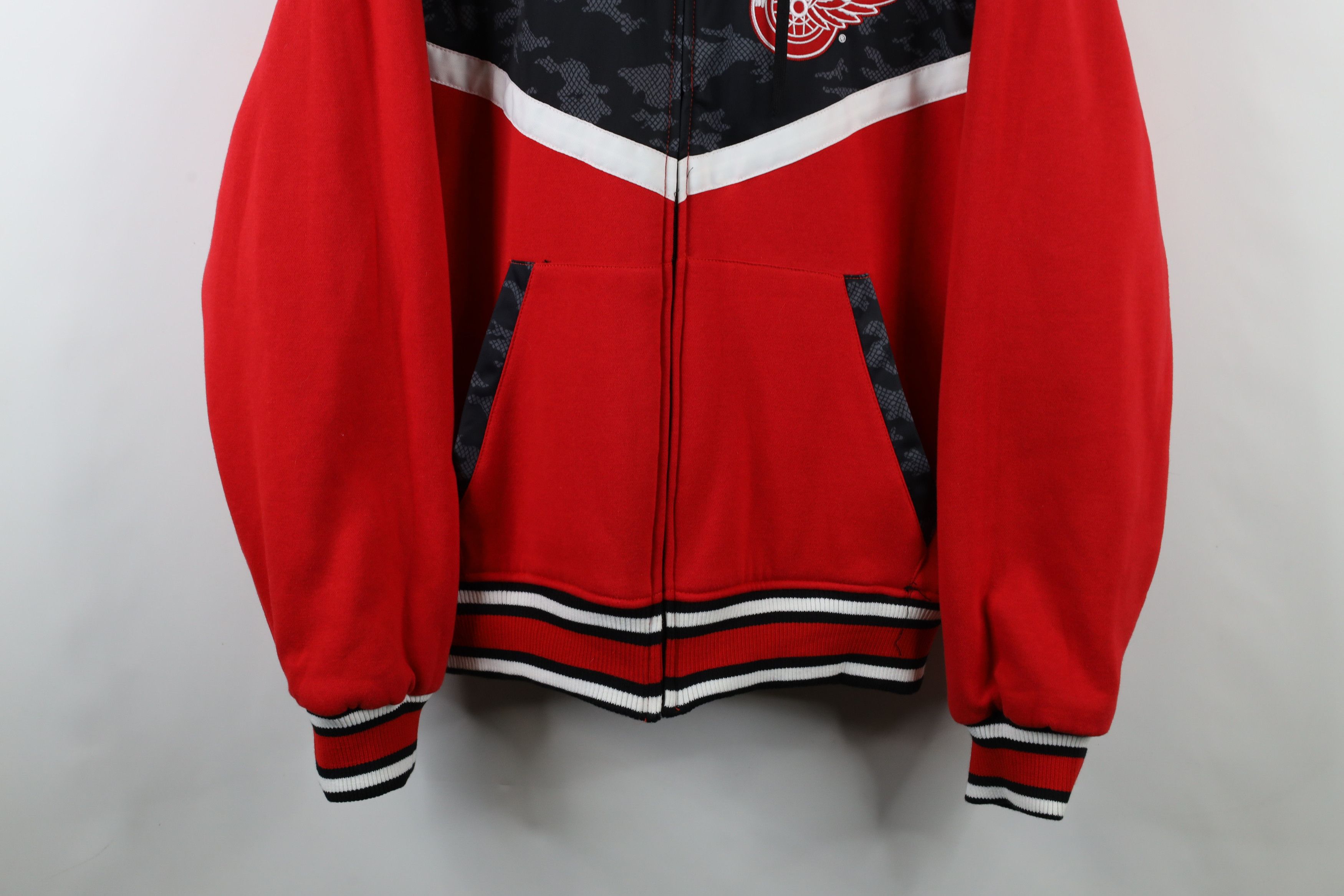 Vintage Vintage NHL Reversible Camouflage Detroit Red Wings Hoodie Size US XL / EU 56 / 4 - 14 Thumbnail