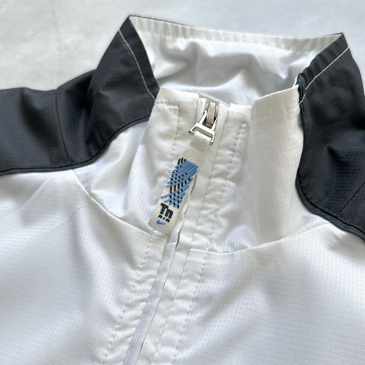 Nike 00s Nike TN Plus AirMax Vintage Nylon Track Jacket Drill Size US S / EU 44-46 / 1 - 4 Thumbnail