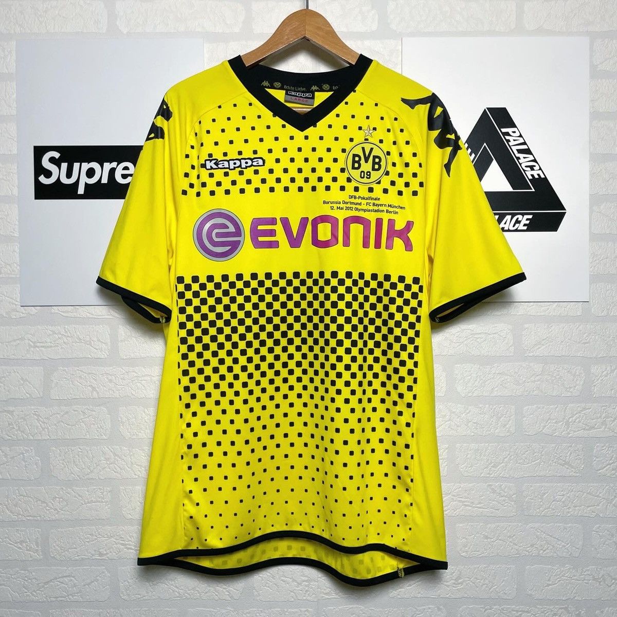 Kappa Puma 2011/12 Borussia Dortmund 15 Mats Hummels Jersey Size US L / EU 52-54 / 3 - 2 Thumbnail