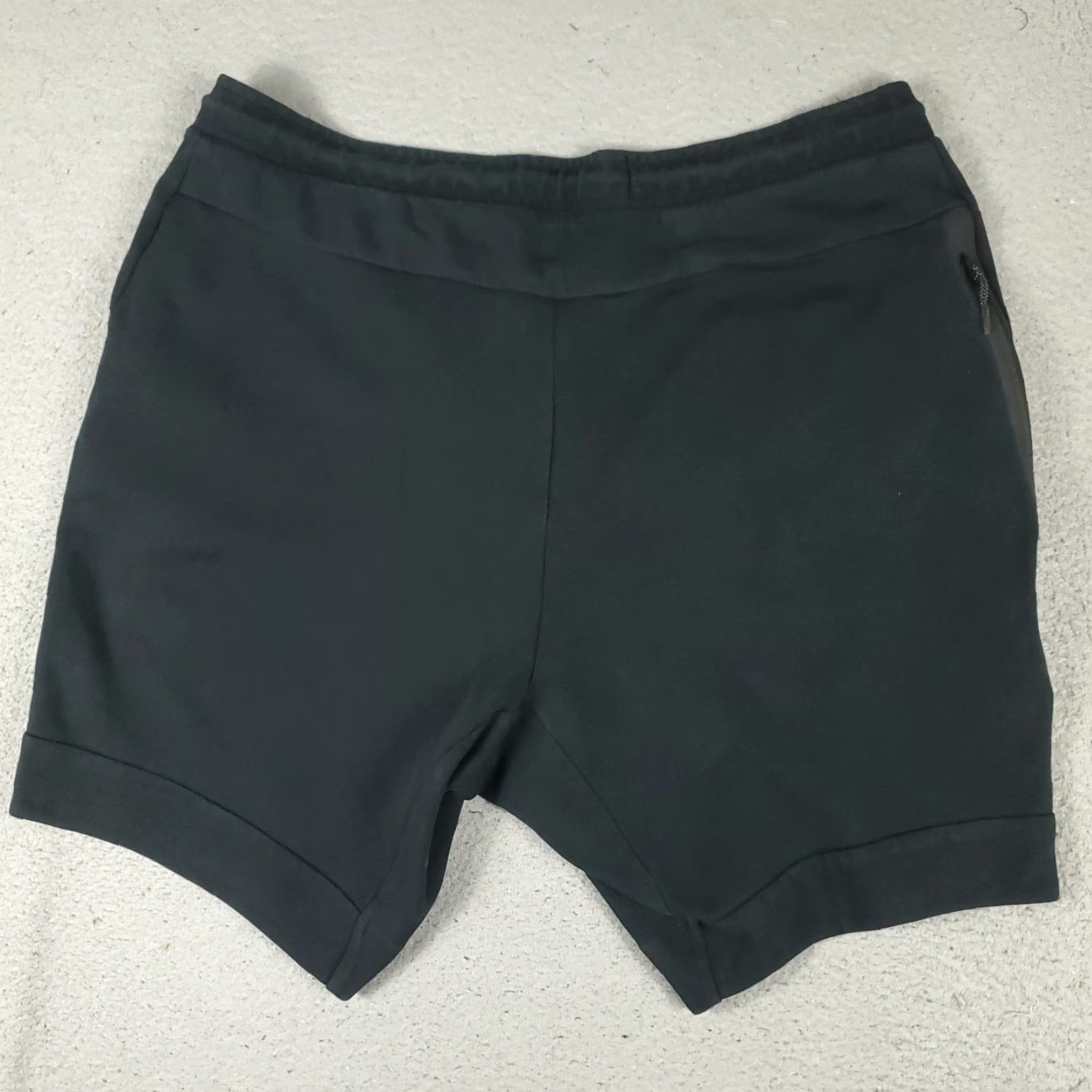 Nike Nike Shorts Mens 2XL Black Swoosh Running Training Active Sweat Shorts Nike Shorts Men 2XL Black Swoosh Sports Sweat Size US 39 - 7 Thumbnail